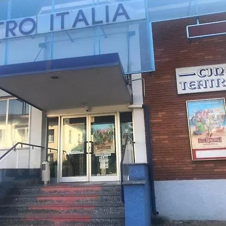 Bed & Breakfast La Casetta Della Mamma Garbagnate Milanese Italia